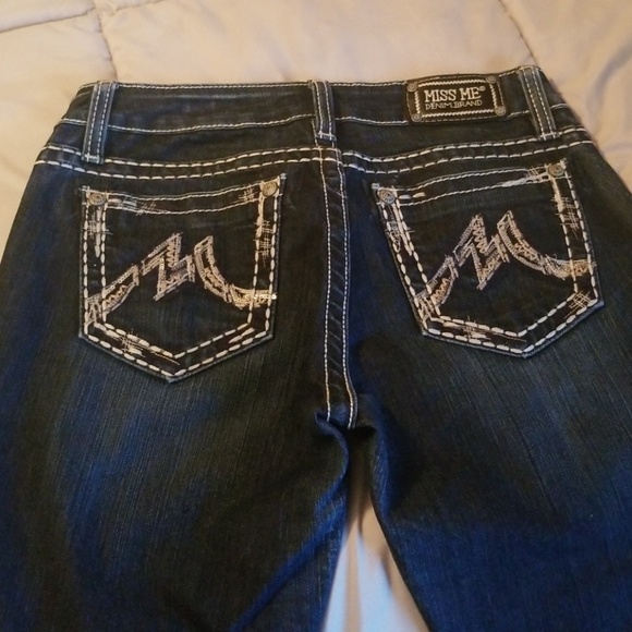 Jeans - Picture 2 of 6